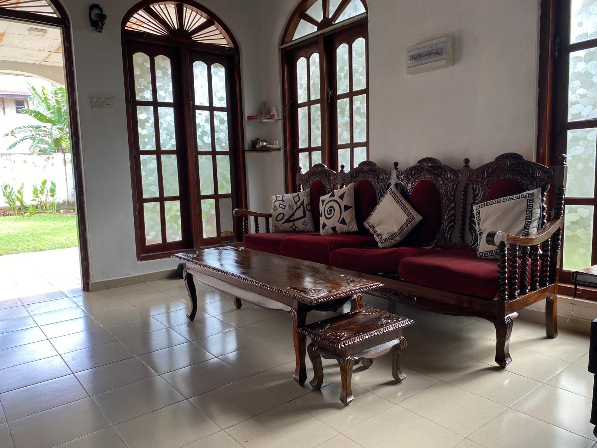 Bed and Breakfast The Breeze Mirissa Exterior foto